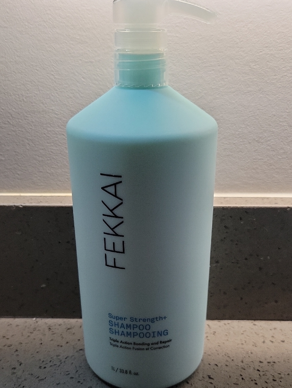 Fekkai Super Strength+ Shampoo - Light Blue
